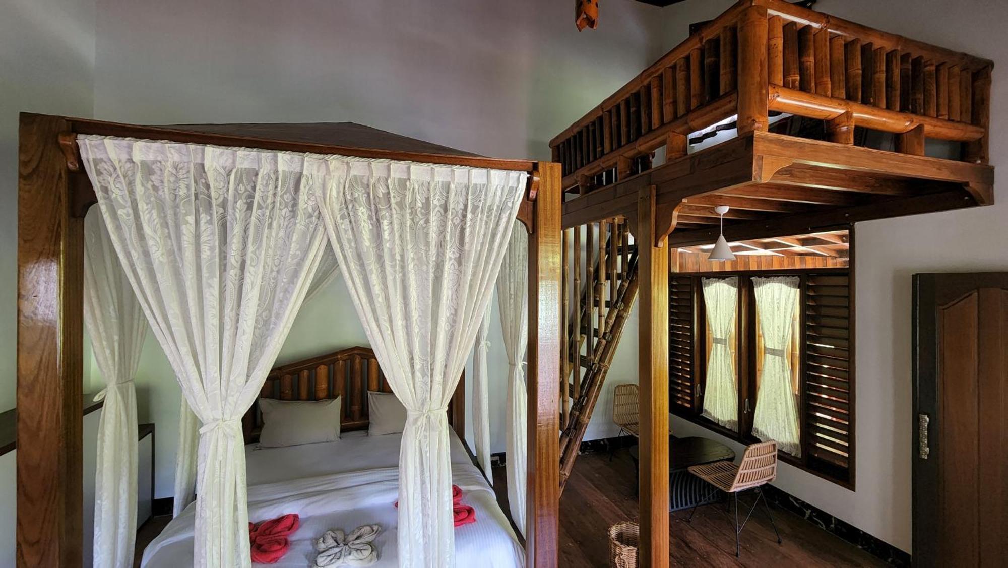 Sam'S Bungalows And Treks Bukit Lawang Exteriör bild